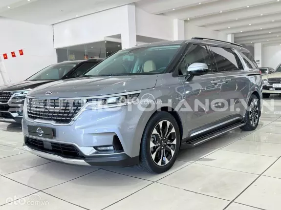 Kia Carnival 3.5G Signature 2021 - Xe zin nguyên bản theo hãng