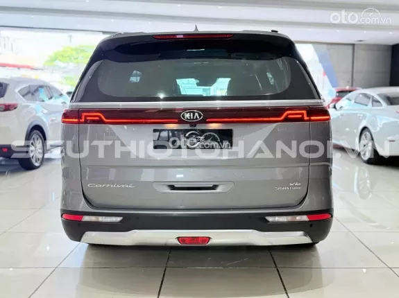 Kia Carnival 3.5G Signature 2021 - Xe zin nguyên bản theo hãng