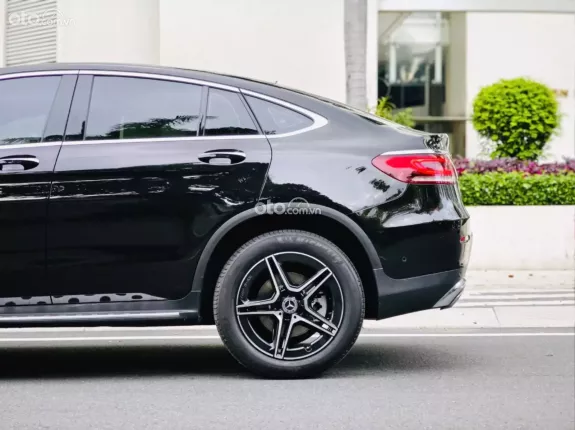 Mercedes-Benz GLC 300 4Matic Coupe 2022 - Đen Nâu
