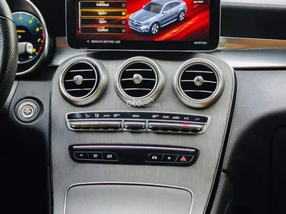 Mercedes-Benz GLC 300 4Matic Coupe 2022 - Đen Nâu