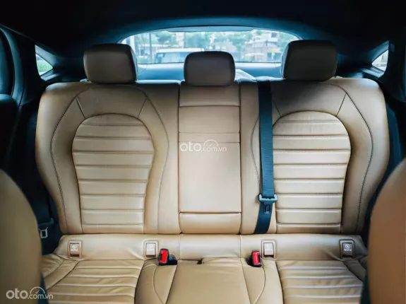 Mercedes-Benz GLC 300 4Matic Coupe 2022 - Đen Nâu