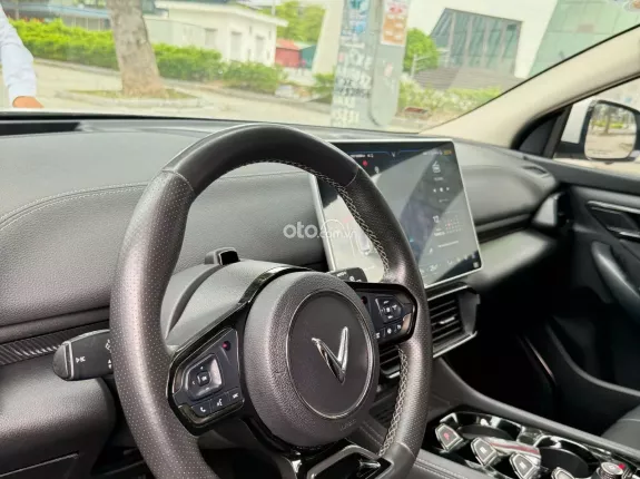 VinFast VF8 2023 - Giá chỉ 710 tr