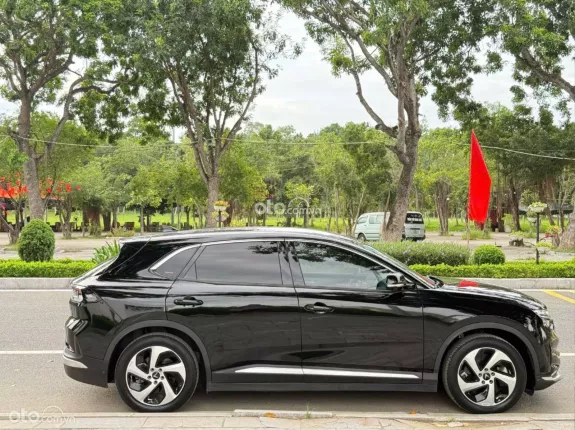 VinFast VF8 2023 - Giá rẻ cần bán gấp