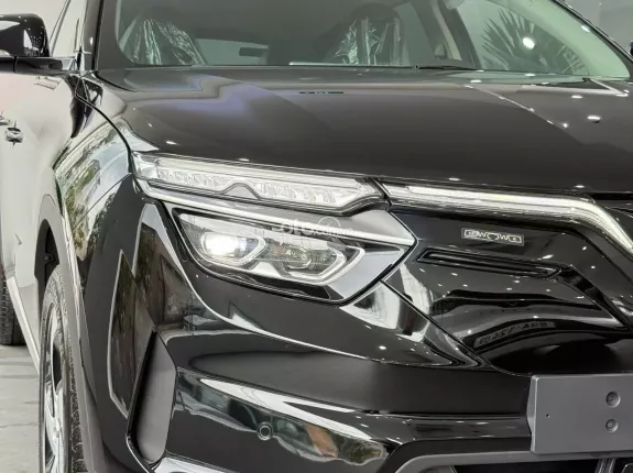 VinFast VF8 2024 - Giá chỉ 845 triệu