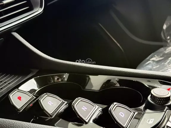 VinFast VF8 2024 - Giá chỉ 845 triệu