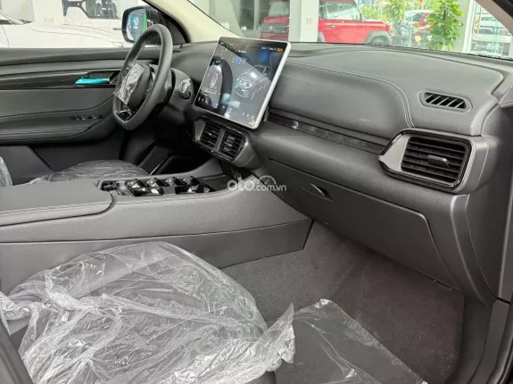 VinFast VF8 2024 - Giá chỉ 845 triệu