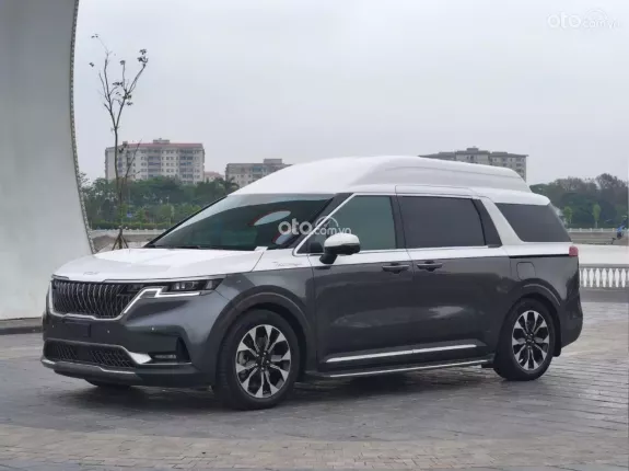 Kia Carnival Royal 2022 - Hạng thương gia 4 ghế độc lập với khoang hành khách riêng tư