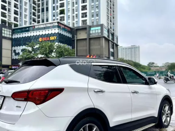 Hyundai Santa Fe 2.4L Xăng Cao cấp 2016 - Xe gia đình đã qua sử dụng, chất lượng như mới