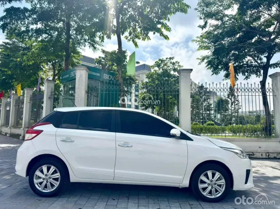 Toyota Yaris 1.5G 2017 - Máy móc nguyên zin, gầm chắc, nội thất sạch đẹp