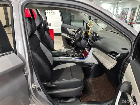 Toyota Veloz Cross CVT Top 2023 - BH chính hãng Toyota Sure