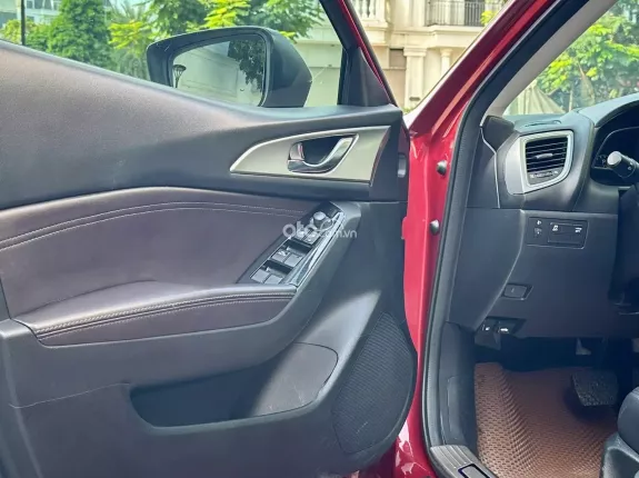 Mazda 3 1.5 Hatchback 2018 - Mazda 3 1.5 Hatchback 2018