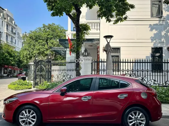 Mazda 3 1.5 Hatchback 2018 - Mazda 3 1.5 Hatchback 2018