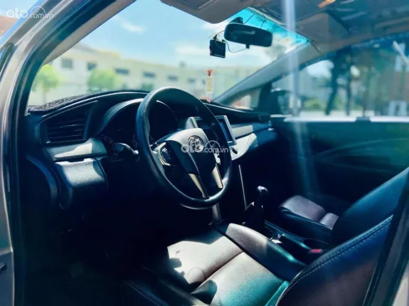 Toyota Innova 2.0E 2019 - Xe đẹp, giá hợp lý