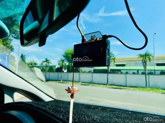 Toyota Innova 2.0E 2019 - Xe đẹp, giá hợp lý