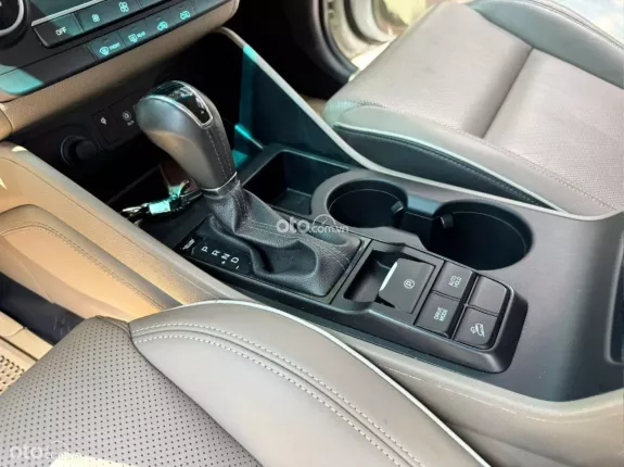 Hyundai Tucson 2.0 Dầu đặc biệt 2020 - Máy dầu