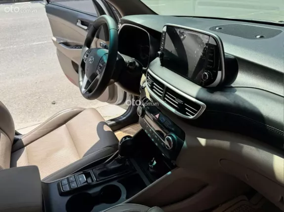 Hyundai Tucson 2.0 Dầu đặc biệt 2020 - Máy dầu