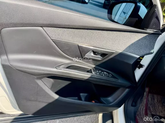 Peugeot 5008 GT 2019 - Xe đẹp zin cả xe