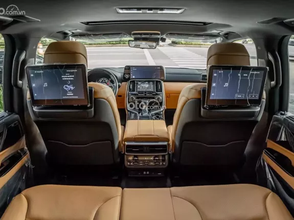 Lexus LX 600 Urban 2025 - 2000km như xe mới