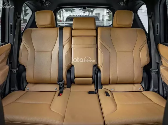 Lexus LX 600 Urban 2025 - 2000km như xe mới