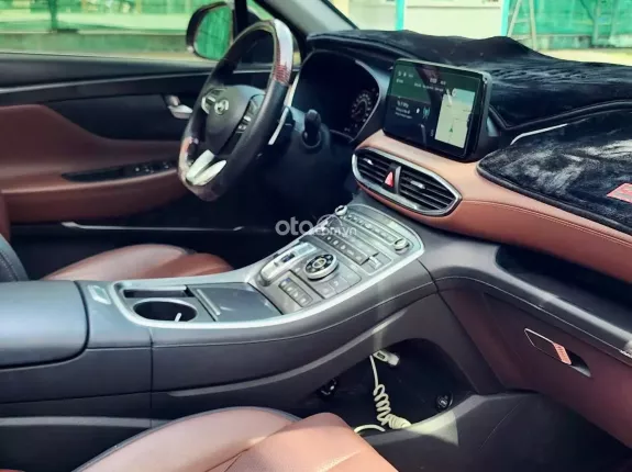 Hyundai Santa Fe 2.2 Dầu Cao cấp 2022 - Xe dầu cao cấp, lăn bánh ít, còn mới