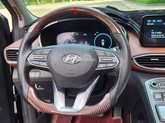 Hyundai Santa Fe 2.2 Dầu Cao cấp 2022 - Xe dầu cao cấp, lăn bánh ít, còn mới