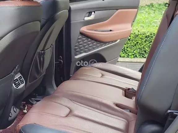 Hyundai Santa Fe 2.2 Dầu Cao cấp 2022 - Xe dầu cao cấp, lăn bánh ít, còn mới