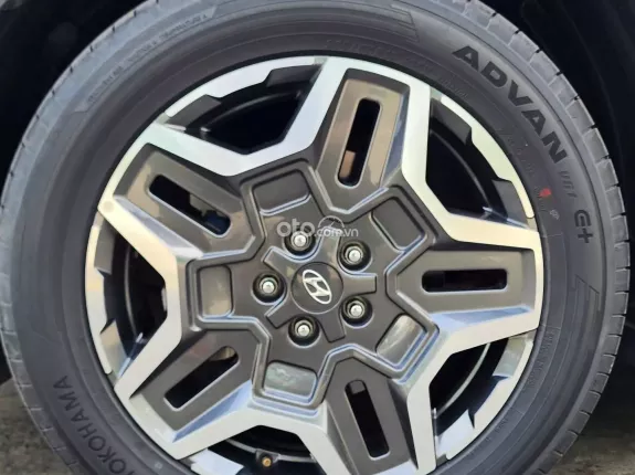 Hyundai Santa Fe 2.2 Dầu Cao cấp 2022 - Xe dầu cao cấp, lăn bánh ít, còn mới