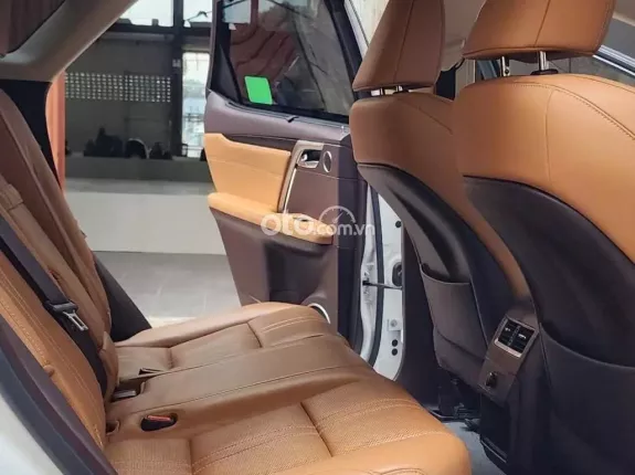 Lexus RX 350 Luxury 2016 - SUV cao cấp nhập khẩu nguyên chiếc