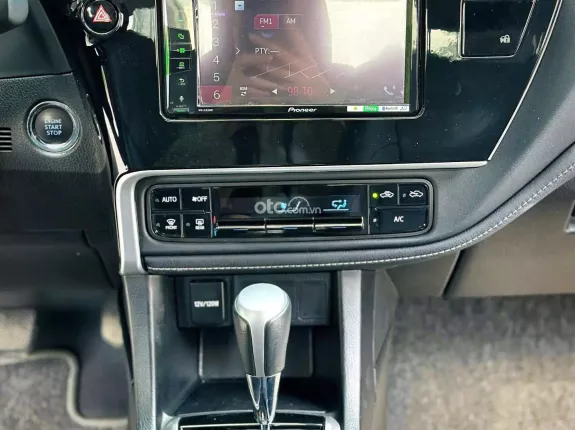 Toyota Corolla Altis 1.8 G 2021 - Altis 1.8G 2021 đen bóng, giá cực tốt