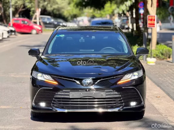 Toyota Camry 2022 - Toyota Camry 2022 2.5Q đi 2 vạn km đẹp mê ly