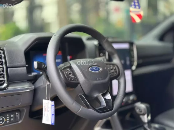 Ford Everest Titanium 2.0 AT 4x2 2022 - Xe cá nhân 1 chủ sử dụng