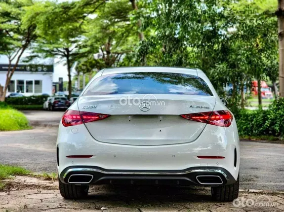 Mercedes-Benz C300 2025 - Trả trước 499tr nhận xe - Xe giao tận nơi