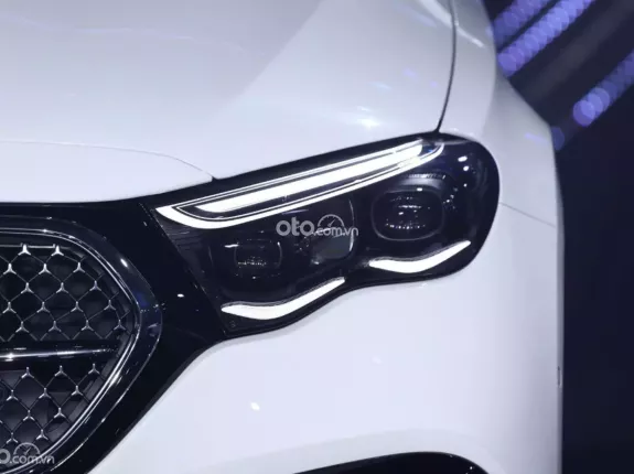 Mercedes-Benz E300 AMG 2025 - XE HOT CÓ SẴN GIAO NGAY!!