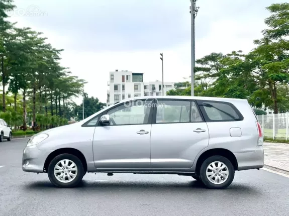 Toyota Innova 2.0G 2012 - Cực bền - Giá tốt đi gia đình quá hợp lý