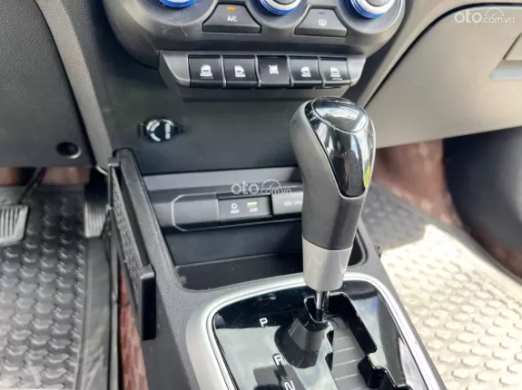 Kia Soluto AT Deluxe 2022 - Salon xin được chào bán chiếc xe