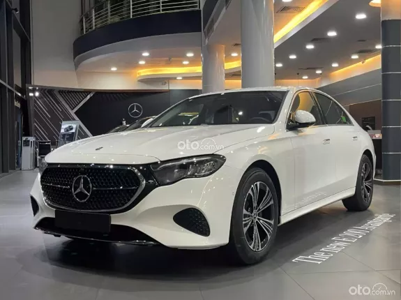 Mercedes-Benz E200 2025 - XE HOT CÓ SẴN GIAO NGAY!!