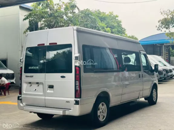Ford Transit 6 chỗ 2.4 Diesel 2023 - TRANSIT VAN 3C _KHÔNG CẤM GIỜ_XE CHÍNH HÃNG