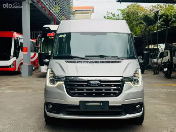 Ford Transit 6 chỗ 2.4 Diesel 2023 - TRANSIT VAN 3C _KHÔNG CẤM GIỜ_XE CHÍNH HÃNG