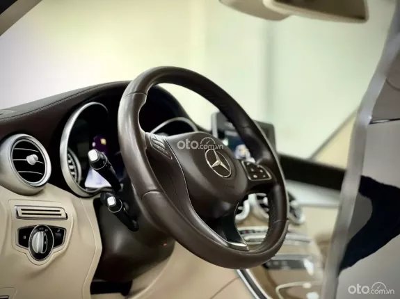 Mercedes-Benz GLC 250 4Matic 2019 - Full Lịch Sử Bảo Dưỡng Hãng