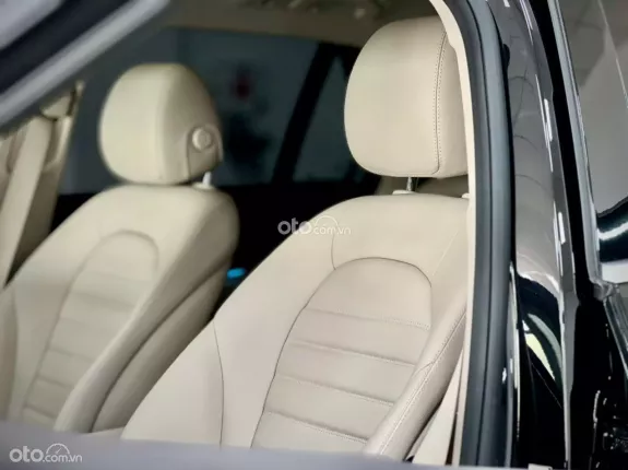 Mercedes-Benz GLC 250 4Matic 2019 - Full Lịch Sử Bảo Dưỡng Hãng