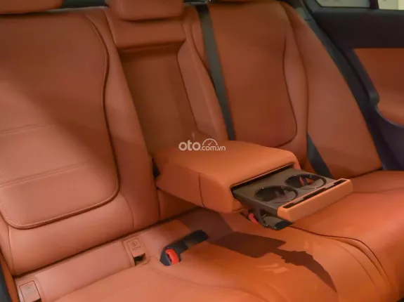 Mercedes-Benz C200 Avantgarde 2023 - Chuyên Merc giá tốt nhất Miền Nam