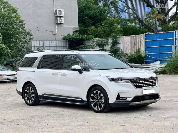 Kia Carnival 2.2D Signature 2024 - Xe đẹp, bảo dưỡng full hãng, giá tốt