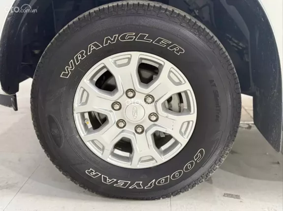 Ford Ranger XLS 2.2 4x2 MT 2020 - Ford Ranger XLS 2.2 4x2 MT-SX: 2020