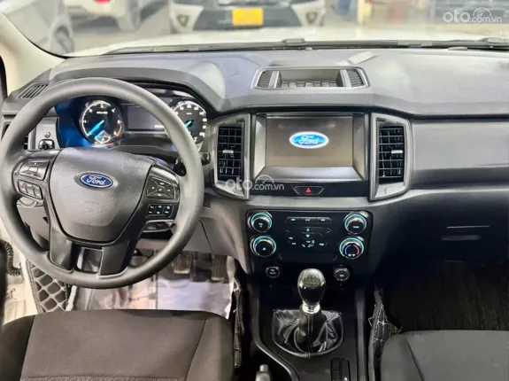 Ford Ranger XLS 2.2 4x2 MT 2020 - Ford Ranger XLS 2.2 4x2 MT-SX: 2020