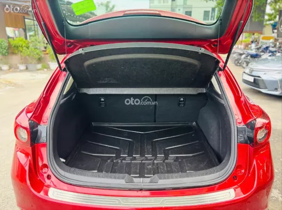 Mazda 3 1.5 Hatchback 2018 - 1 chủ, odo chuẩn 6 vạn5. Xe đẹp chuẩn chỉnh, có cam kết