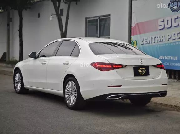Mercedes-Benz C200 Avantgarde 2022 - Trắng Nâu