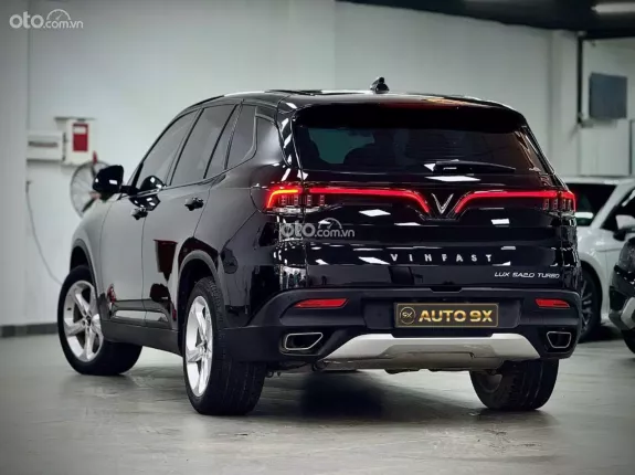 VinFast LUX SA2.0 Cao cấp 2020 - Xe màu đen nội thất nâu sang trọng