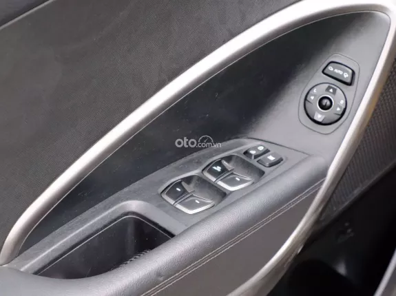 Hyundai Santa Fe 2.4L Xăng Cao cấp 2015 - Đủ hồ sơ sang tên ngay, chủ đi giữ gìn