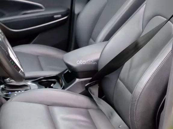 Hyundai Santa Fe 2.4L Xăng Cao cấp 2015 - Đủ hồ sơ sang tên ngay, chủ đi giữ gìn