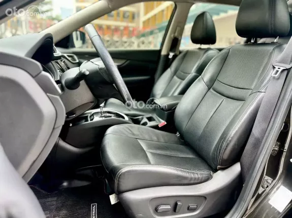 Nissan X trail 2.0 SL 2WD Premium 2019 - 560 Triệu